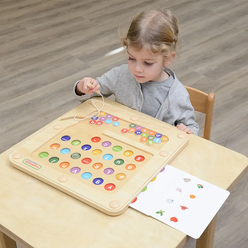 Alphabets Learning Magnetic Maze