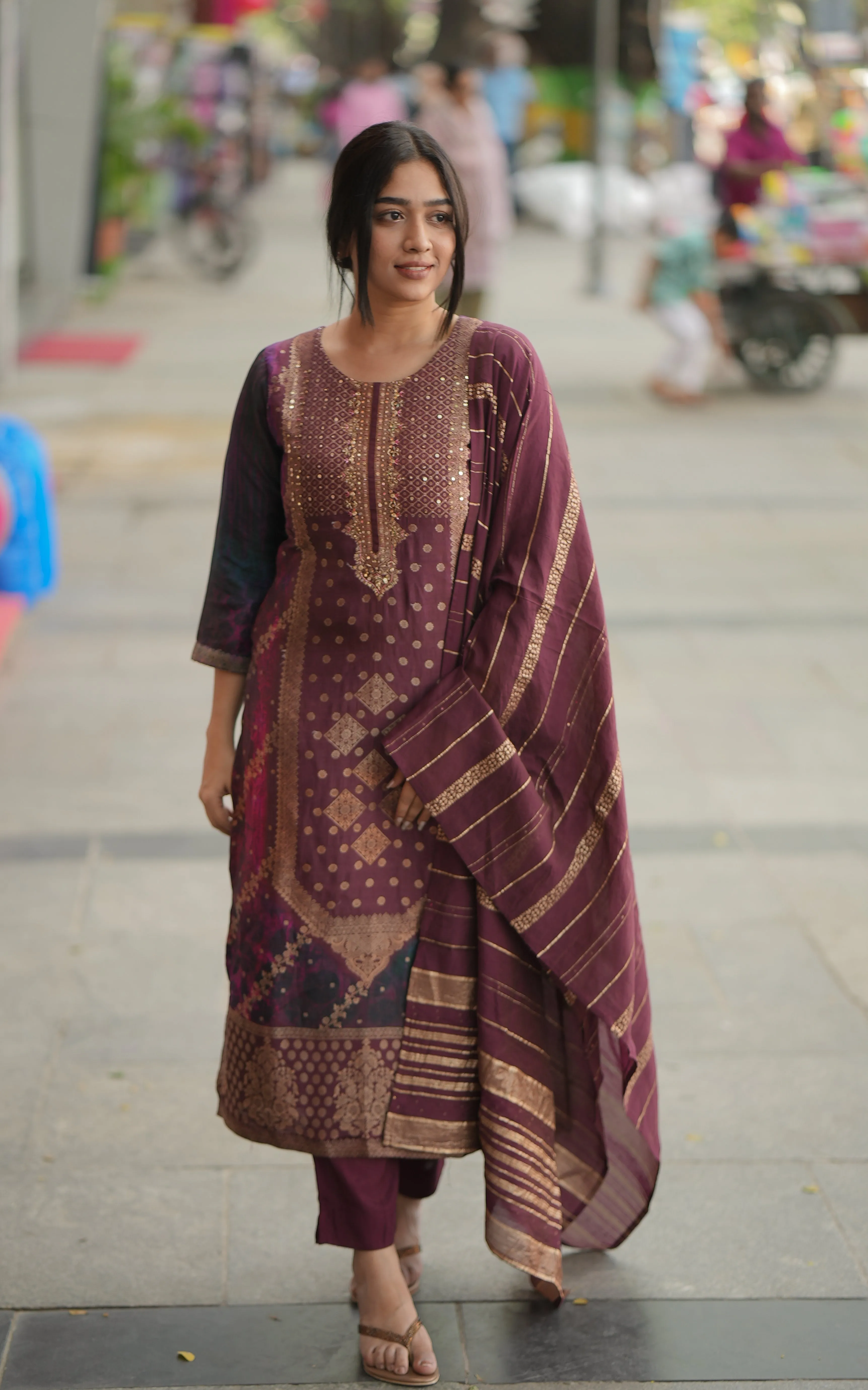 Danomi (Kurti  Pant Dupatta)