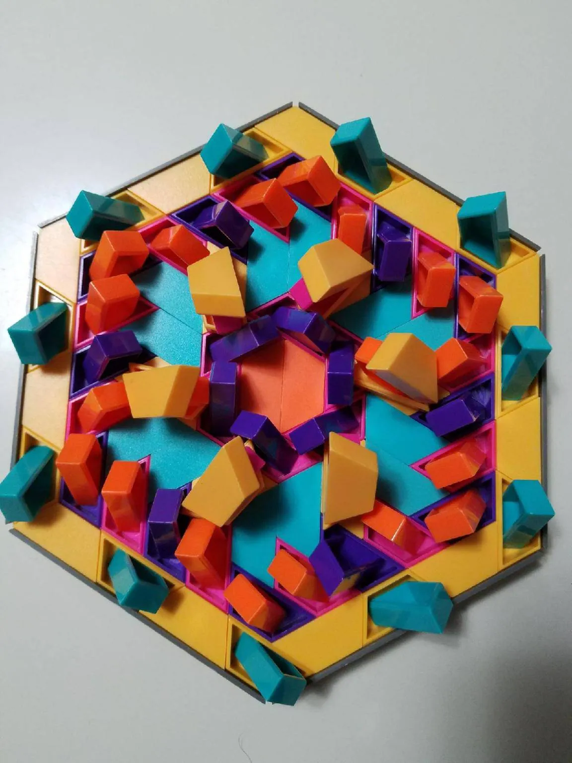 MOSAIC MYSTERIES Design Pattern Puzzle
